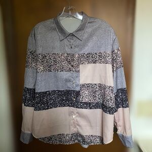 Crisp XXL Gray and Pink Colorblock Shirt. Lightweight, perfect for layering.